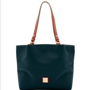 Dooney & Bourke Pebble Flynn handbag
